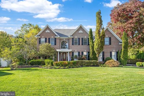 290 Kendall Ct, Southampton, PA 18966-3655