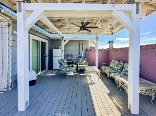 10275 Frontier Trl, Beaumont CA  92223-5475 exterior