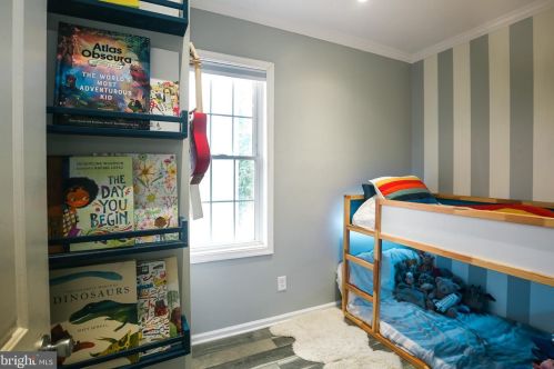 3350 Ely Pl, Washington, DC 20019-2344