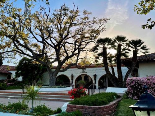 3340 Don Tomaso Dr, Carlsbad CA  92010-3951 exterior