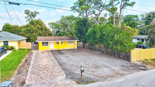 5783 Lime Rd, West Palm Beach, FL 33413-1848