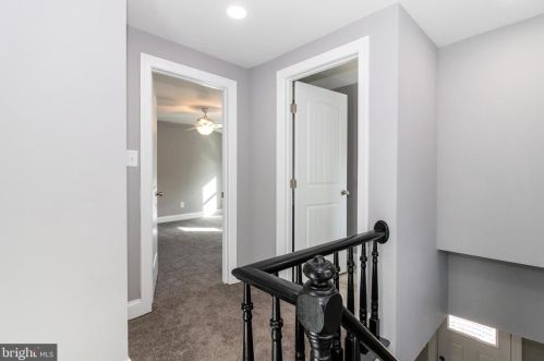 511 4th St, Laurel DE  19956-1506 exterior