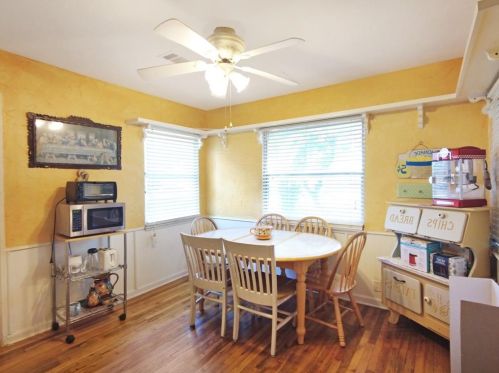 926 Cliffdale Ave, Dallas TX  75211-2323 exterior