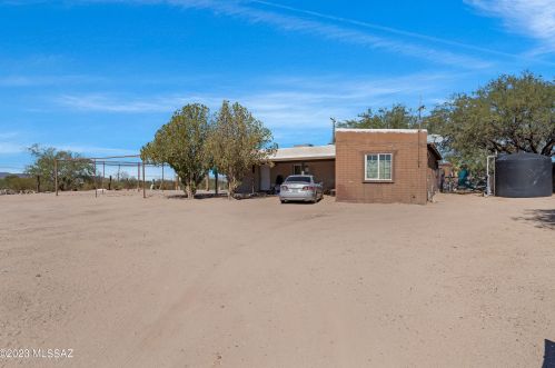 11421 Nogales Hwy, Tucson, AZ 85756-9324