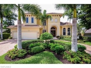 576 Neapolitan Ln, Naples, FL 34103-8533