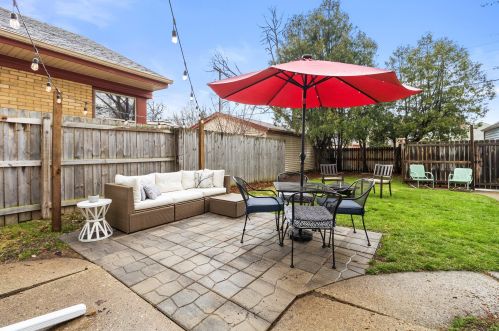 2867 77 St, Milwaukee WI 53222-5016 exterior