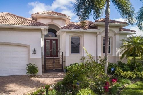 9131 Brendan Lake Ct, Bonita Springs, FL 34135-4354