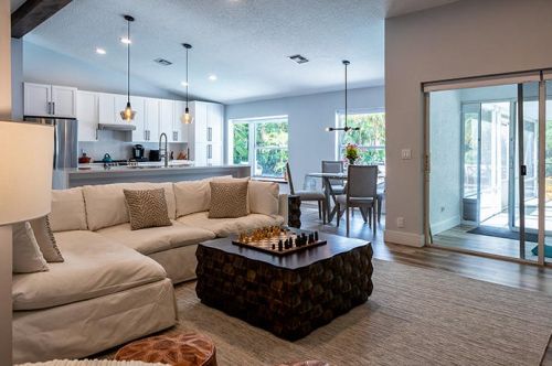 4836 Lee Rd, Delray Beach FL  33445-3287 exterior