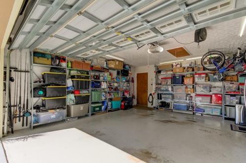 17606 Whistling Ln, Lutz FL  33549-5603 exterior