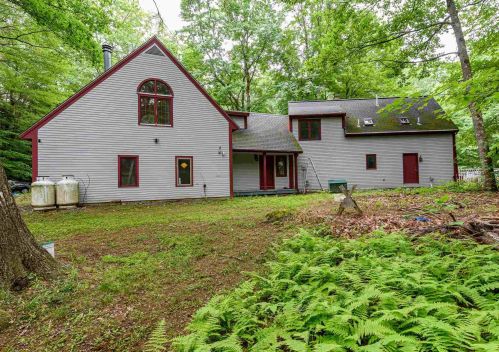 42 Watson Rd, Dover NH  03820-5801 exterior