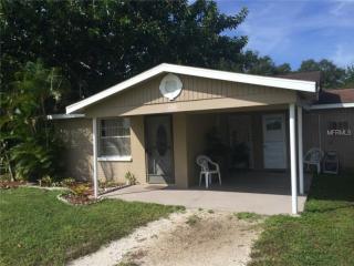 1017 Willis Rd, Ruskin, FL 33570-2808