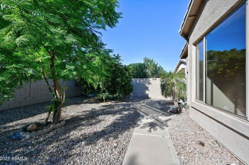 4343 Walnut Rd, Gilbert AZ 85298-8317 exterior