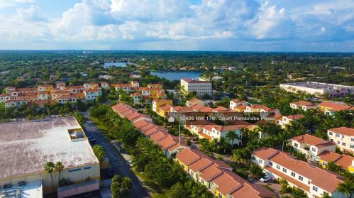 12426 17th Ct, Hollywood FL  33028 exterior