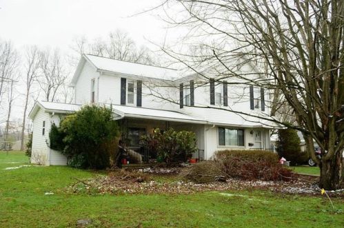 626 Liberty St, Grove City, PA 16127-2211
