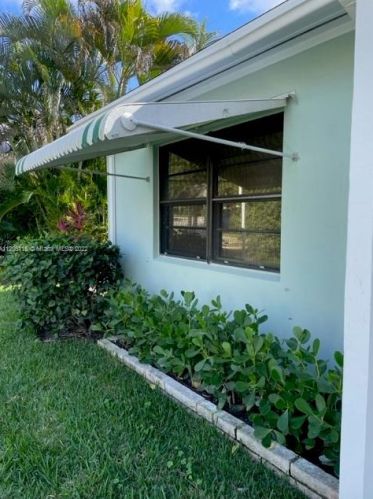 732 Flamingo Dr, West Palm Beach, FL 33401-7206