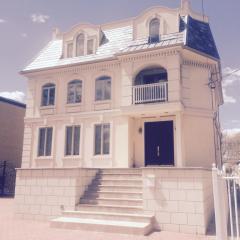 2312 63rd St, Brooklyn, NY 11204-3332