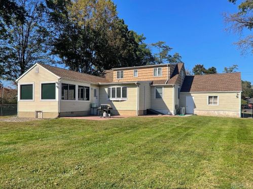 200 Rahway Ave, South Plainfield NJ  07080-3738 exterior