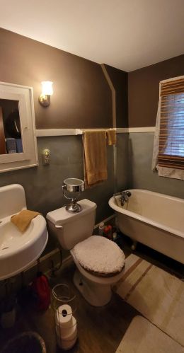 153 Elm St, London OH  43140-1135 exterior