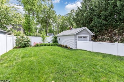 355 Hemlock Ave, Garwood NJ  07027-1430 exterior