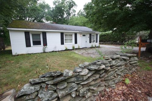 39 Warren Rd, Auburn, MA 01501-1836