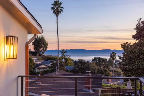 627 Dolores Dr, Santa Barbara CA  93109-1608 exterior