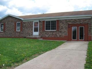 1916 Wings Nolk St, Paris KY  40361-1123 exterior