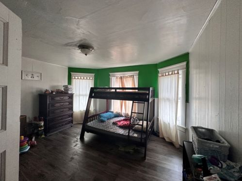 41 Ridge Ave, Hermitage PA  16150-1250 exterior