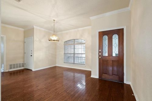 511 Susana Dr, Georgetown, TX 78628-8817