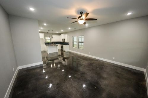 211 Murray St, Denison TX  75020-6368 exterior