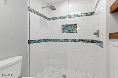 2519 Bluefield Ave, Phoenix AZ  85032-8004 exterior