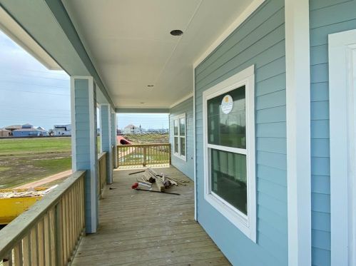 25255 Sausalito Dr, Galveston TX  77554-6910 exterior