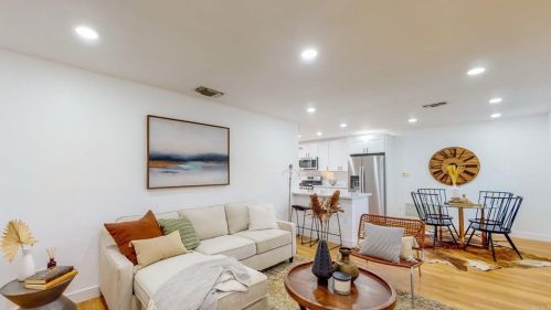 9518 Domer Rd, Santee CA  92071-2511 exterior