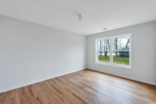 594 Canal Rd, Mount Sinai NY  11766-3307 exterior