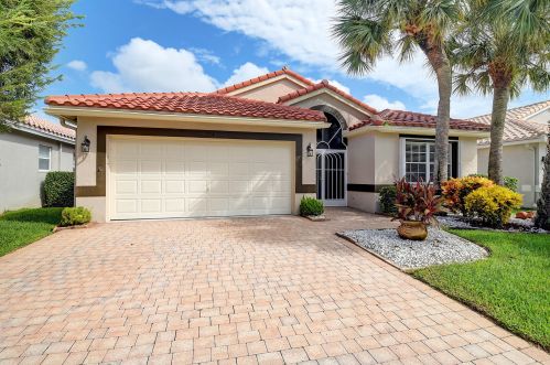7254 Haviland Cir, Boynton Beach FL  33437-6466 exterior