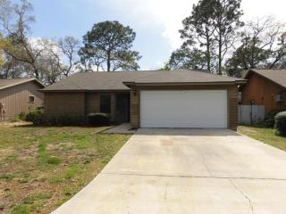 8052 Le Havre Dr, Jacksonville, FL 32277-0901