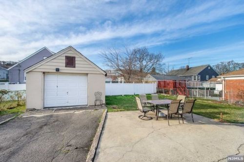 167 Chamberlain Ave, Paterson NJ  07502-1334 exterior