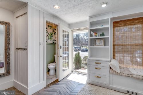 11914 Fieldthorn Ct, Herndon, VA 20194-1530