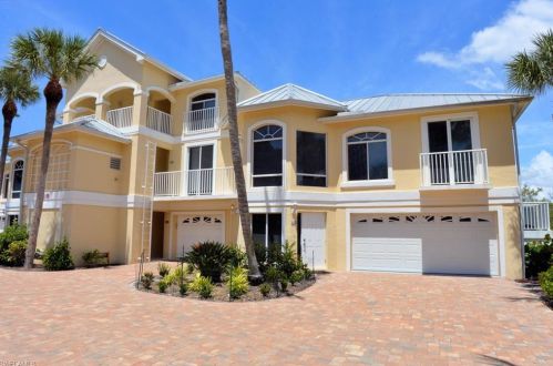 281 Lenell Rd, Fort Myers Beach, FL 33931-4674