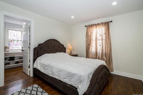 86 Parkway Cir, Scarsdale NY  10583-5420 exterior