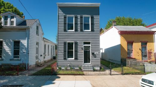 321 Division St, Newport, KY 41073-1103