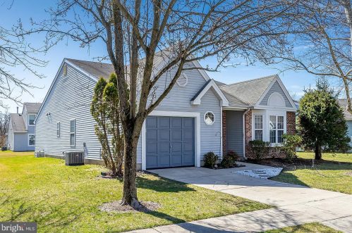 716 Cascade Dr, Mount Laurel NJ  08054-4956 exterior