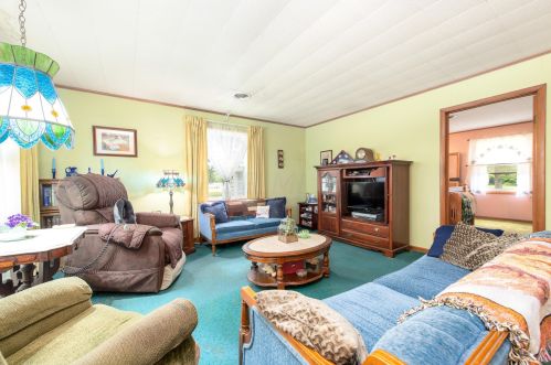4792 2nd St, Huntsville, OH 43324-8700