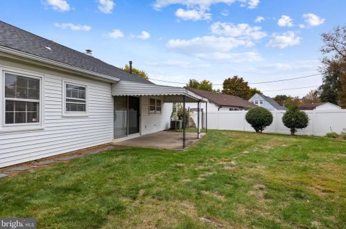 31 Garrison Cir, Willingboro NJ  08046-3303 exterior