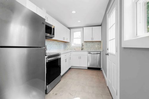 51 Talmadge St, Poughkeepsie NY  12601-1722 exterior