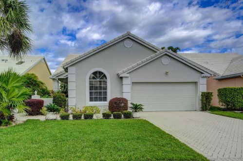 8385 Horseshoe Bay Rd, Boynton Beach, FL 33472-5045