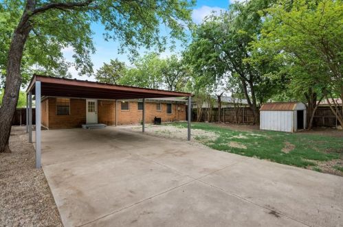 615 Belt Line Rd, Richardson TX  75080-5851 exterior