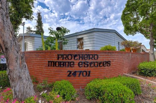 24701 Raymond Way, El Toro CA  92630-4714 exterior