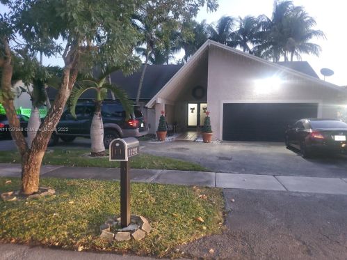 13292 100th Ter, Miami, FL 33186-2863