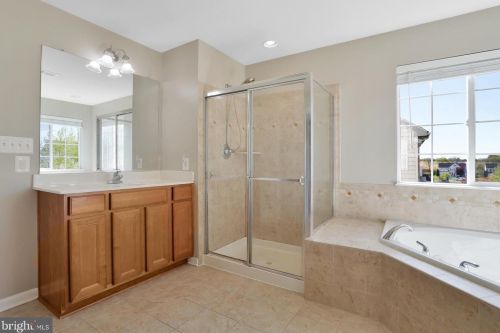 125 Victoria Ln, Charles Town WV  25414-5984 exterior