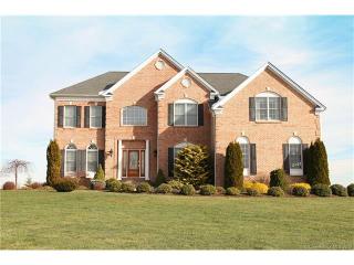 278 Bella Vista Dr, Watertown, CT 06795-1362